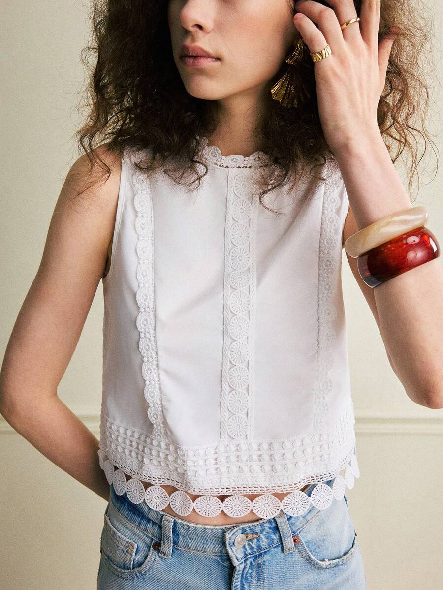 Écloséra 法式复古蕾丝拼接白色休闲背心，度假风 - 白色 - 查看 1