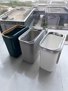 1个大容量节省空间防水易清洁壁挂式垃圾桶，带自粘挂钩滑动盖，可挂于橱柜门上，适用于厨房、浴室、卧室、办公室、家居装修，厨房收纳必备品 - 彩色 - 查看 10