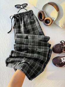 Comfortcana Quần ống rộng kẻ caro cỡ lớn có dây rút, kiểu dáng thường ngày. - Đen và trắng - Xem 1