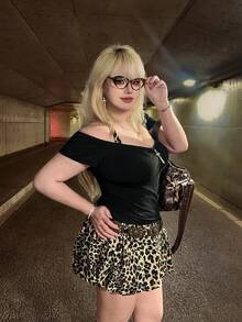 ROMWE J-Fashion Áo thun nữ cỡ lớn màu đen in họa tiết da báo phong cách Y2K Harajuku Gyaru, phối nhiều mảnh vải, cổ chữ V sâu. - màu đen - Xem 5