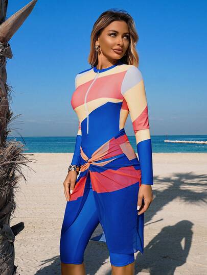 Swim Shayni 两件套女士冲浪服，撞色拼接印花，长袖百慕大短裤设计，中东冲浪服，搭配扭结迷你裙，中东冲浪服