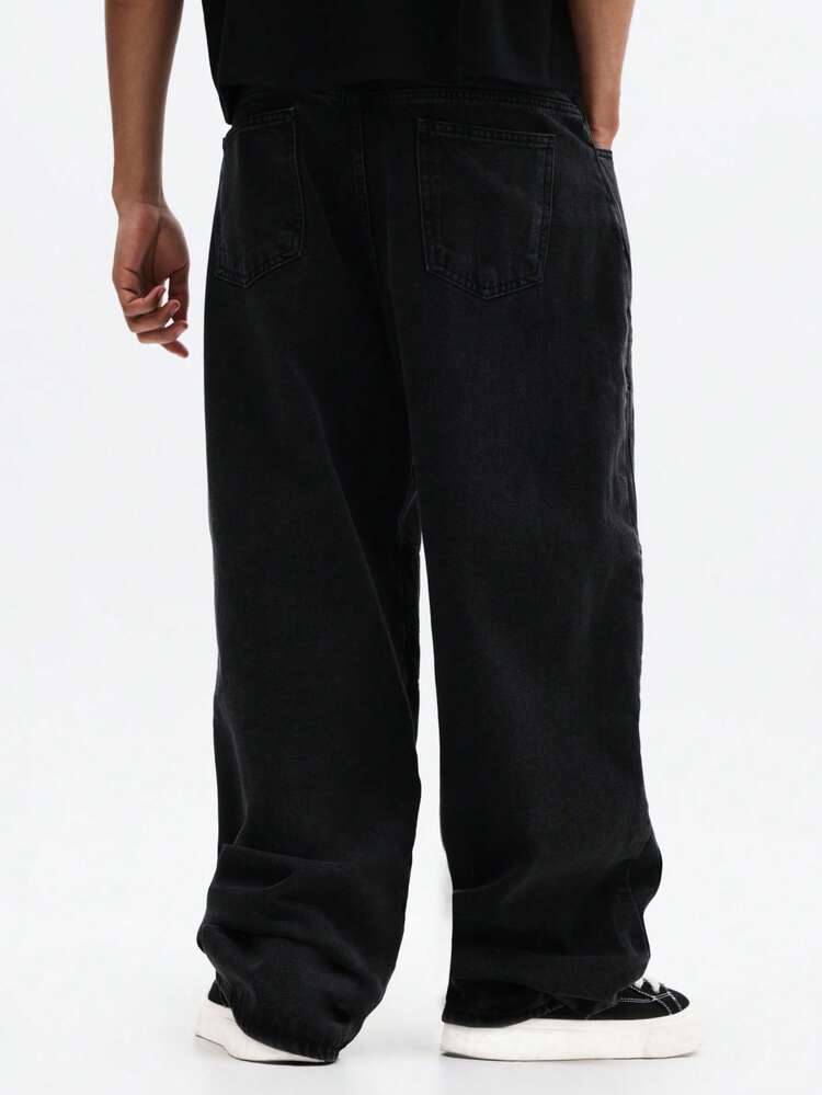 Paneled Balloon Fit Jeans With Geometric Seaming
