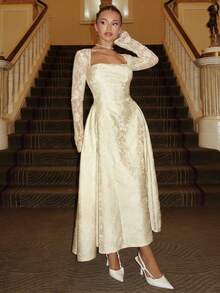 Glamine Charm 优雅蕾丝拼接3D立体压花方领长袖A字连衣裙，白色宴会礼服，白色蕾丝连衣裙，彩排晚宴礼服 - 杏色 - 查看 5