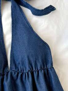 Soleia 女士休闲度假风露背系带飘逸下摆牛仔连衣裙，夏季 - 深色水洗藍 - 查看 3