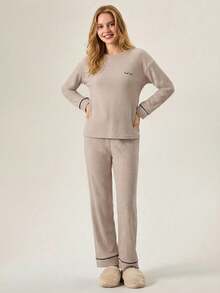 Loomlin 2pcs Cotton Contrast Piping With Eye Embroidery Detail Homwear Set - Beige - View 4