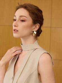 MOTF PREMIUM FASHIONABLE METAL GEOMETRIC STUD EARRINGS, DELICATE PERSONALIZED COMMUTING JEWELRY - Gold - View 9