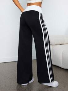 SHEIN PETITE 女士夏季节日文艺复兴集市街头复古Y2K Grunge印花弹力翻边裤黑色直筒裤 - 黑色 - 查看 3