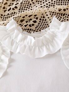 Genkimix Kids 2件套女童象牙色罗纹荷叶边无袖上衣和牛仔铆钉短裤，夏季套装，柔软优雅的夏季套装，女童牛仔短裤套装，牛仔套装，儿童牛仔裙套装，女童夏季服装套装 - 白色 - 查看 5