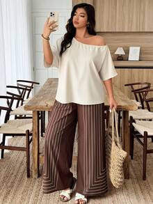 Weeklong Bộ đồ nữ cỡ lớn in hoa, thiết kế bất đối xứng vai, thích hợp cho mùa xuân/hè. - Nhiều màu - Xem 5