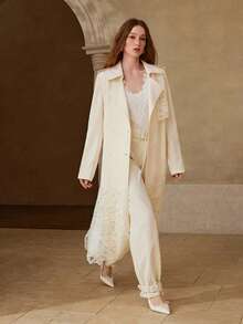 MOTF PREMIUM 尔蕾丝拼接双排扣系带风衣 - 米色 - 查看 6