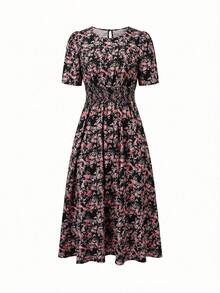 Ellevyn Đầm maxi cổ tròn, eo xếp ly, kiểu dáng lãng mạn cho kỳ nghỉ. - màu đen - Xem 3