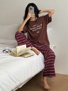 DAZY 2件套女士夏季宽松英文印花短袖T恤和条纹直筒裤睡衣套装，棕色 - 棕色 - 查看 5