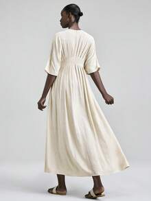 Ontre 2026春夏女士天然亚麻色舒适柔软亚麻面料修身廓形落肩袖腰部荷叶边蝴蝶结装饰现代优雅婚礼宾客装扮，简约浪漫法式奢华都市时尚商务休闲办公装，低调复古高端都市通勤高品质机场邮轮必备衣橱单品，四季皆宜百搭婚礼系列女士上衣 - 卡其色 - 查看 4