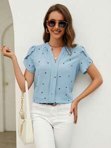 SHEIN Clasi 春季爱心印花花瓣袖V领夏季沙滩女式衬衫 - 薄荷藍 - 查看 5