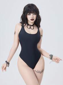 ROMWE Bộ đồ bơi liền thân 2026SS Dark Gothic Bizarre Punk Sexy Mysterious dành cho nữ, thiết kế thời trang tiên phong độc đáo với họa tiết ngôi sao năm cánh, dây đeo vai hở lưng, màu đen, ôm sát, hàng mới về mùa xuân/hè 2026 dành cho nữ, thích hợp cho năm mới, ngày Valentine, mùa tựu trường, mùa du lịch, đi nghỉ mát, đi biển, dã ngoại trà chiều, tiệc tùng, mặc hàng ngày, thường ngày, thể thao ngoài trời, trang phục thời trang. - màu đen - Xem 9