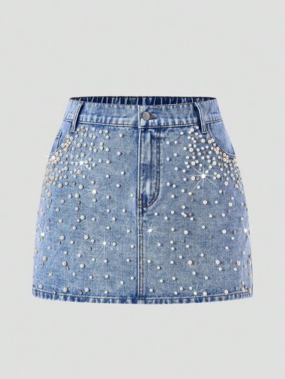 SHEIN MOD Gonna di jeans casual estiva oversize con decorazioni di borchie e strass, adatta per donne in primavera ed estate, gonna elegante da festa, gonna da cerimonia per invitati a matrimoni e lauree, gonna da vacanze estive, gonna di lusso da sera per donne, gonna di jeans chiaro con dettagli di perle e strass su tutta la superficie