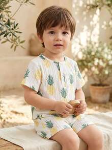 Vintaside Kids مجموعة قميص كم قصير وشورت مطبوع بطباعة البطيخ لطفل صبي، 2 قطعة - أصفر - مشاهدة 6