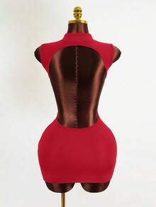 Mistrie 冬季新款中国风旗袍领镂空露背修身迷你连衣裙 - 紅色 - 查看 2