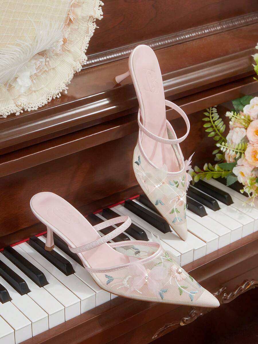 CUCCOO HITCHD 女士时尚优雅派对花卉刺绣网纱蝴蝶装饰尖头高跟鞋 - 淺粉色 - 查看 1