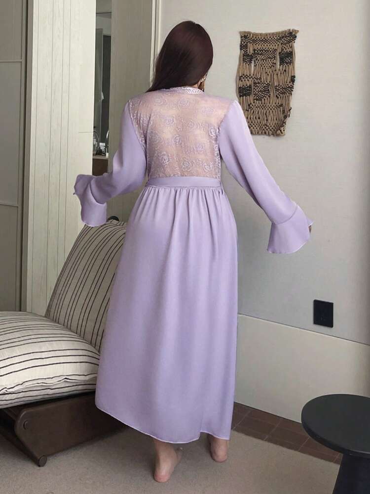 Dazy Plus Elegant Contrast Lace Sexy Waist Cinched Long Sleeve Maxi Plus Size Women Nightgown, Spring/Summer