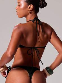 Musera Resort Atasan Bikini Halterneck dengan Tali Satin dan Detail Putar di Bagian Depan (Hanya Atasan) untuk Liburan Seksi di Ibiza, Musim Semi/Musim Panas, Festival, Pesta Pantai, Pakaian Renang, dan Pengantin. - Hitam - View 3