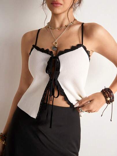 Freevana Damtopp i kontrastfärgad stickad sommarklänning