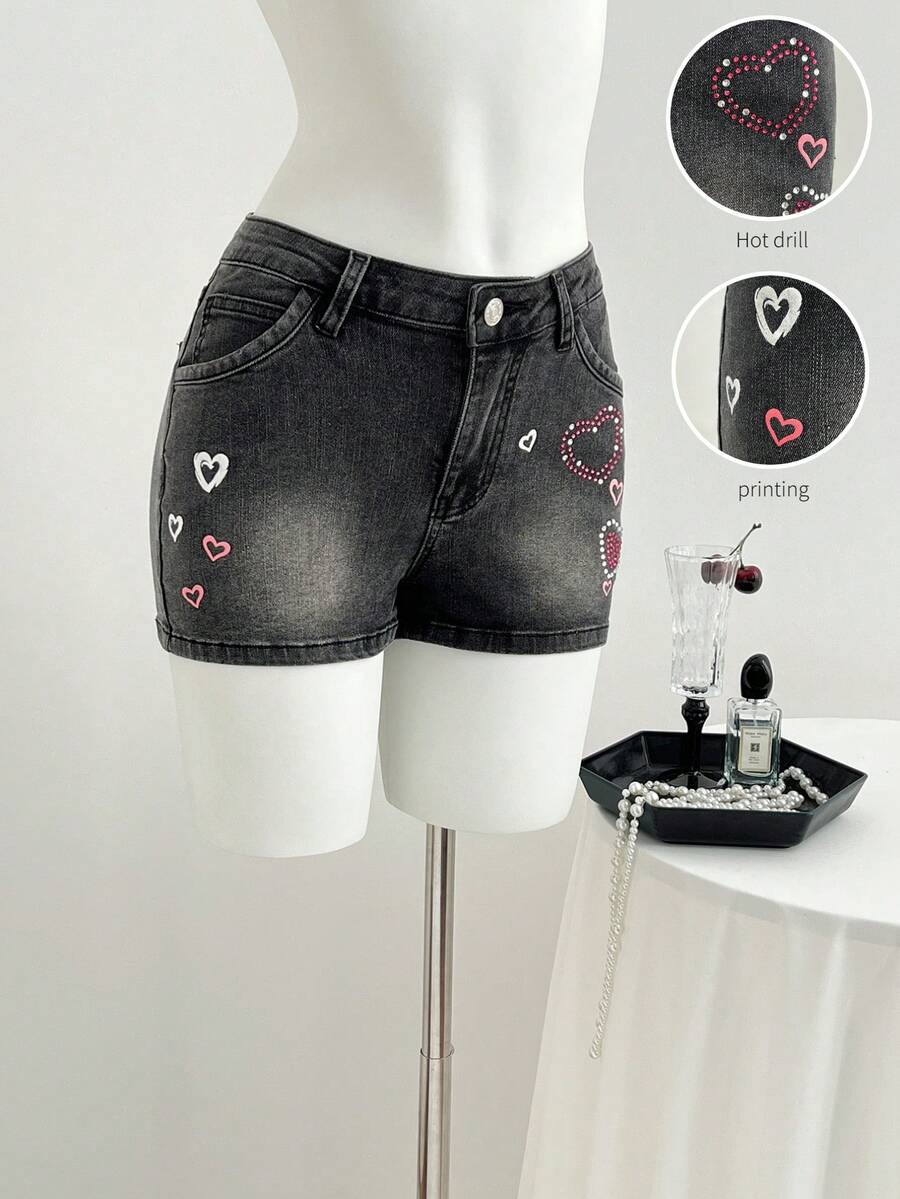 Elamini Short en jean décontracté à imprimé cœur strass pour femmes, style mode de rue chic pour le trajet quotidien, été - Gris - Voir 1