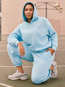 GLOWMODE 大码日常抓绒舒适保暖宽松丝绒印花抽绳连帽衫，适合日常休闲穿着 - 淺藍色 - 查看 6