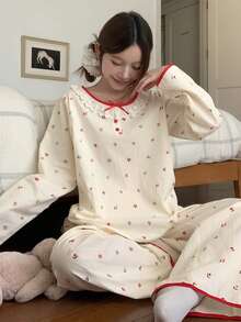 DAZY 碎花刺绣荷叶边领撞色滚边宽松女士睡衣套装 - 米色 - 查看 8