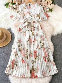 SHEIN Unity Vestido de talla grande con volantes en el bajo y cintura con lazo, color albaricoque con estampado floral, vestido largo de talla grande para mujer - Multicolor - Ver 1