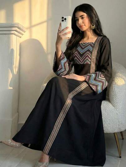 SHEIN Teen Girls' Black Patchwork Floral Embroidered Ribbon A-Line Spring/Summer Vacation Dress With Golden Lace Trim And Waist Cinching, Black Middle Eastern Arabic Robe