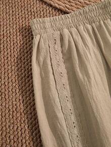Rusticease 大码女式早春休闲度假蕾丝拼接纯色卡其色七分裤，带口袋 - 卡其色 - 查看 6