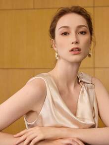 MOTF PREMIUM 复古金属圆盘耳环，简约几何圆形耳环，百搭欧美风格 - 金色 - 查看 4