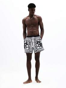 SUMWON Men's Black And White Bandana Print Swim Trunks With Side Pockets Tropical Beach Shorts Summer Vacation - Multicolor - View 4