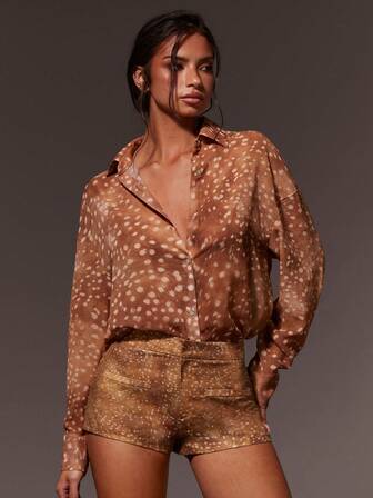 Athîral Women's Casual Brown Deer Print Shorts, Slim Fit Mini Shorts, Soft & Comfortable Woven Fabric, Animal Pattern Print,Vacation Outfits Women,Vacation Outfits For Women,Spring Outfit Women,Spring Break Outfits,Valentine's Day Outfits,Carnival Outfit,Resort Wear Women,Casual Shorts For Women,Brown Shorts