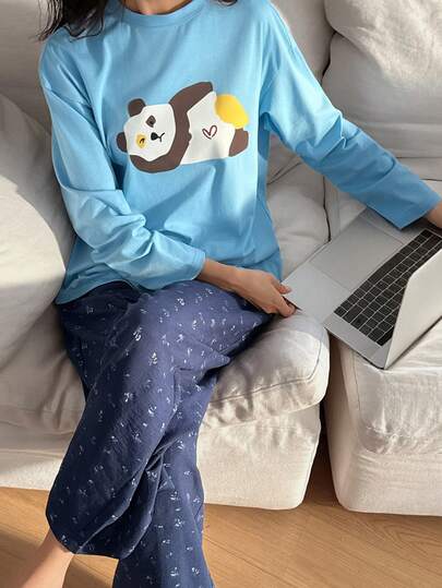 DAZY 2pcs Women Bear Pattern Loose Long Sleeve T-Shirt & Ditsy Floral Pants Pajama Set