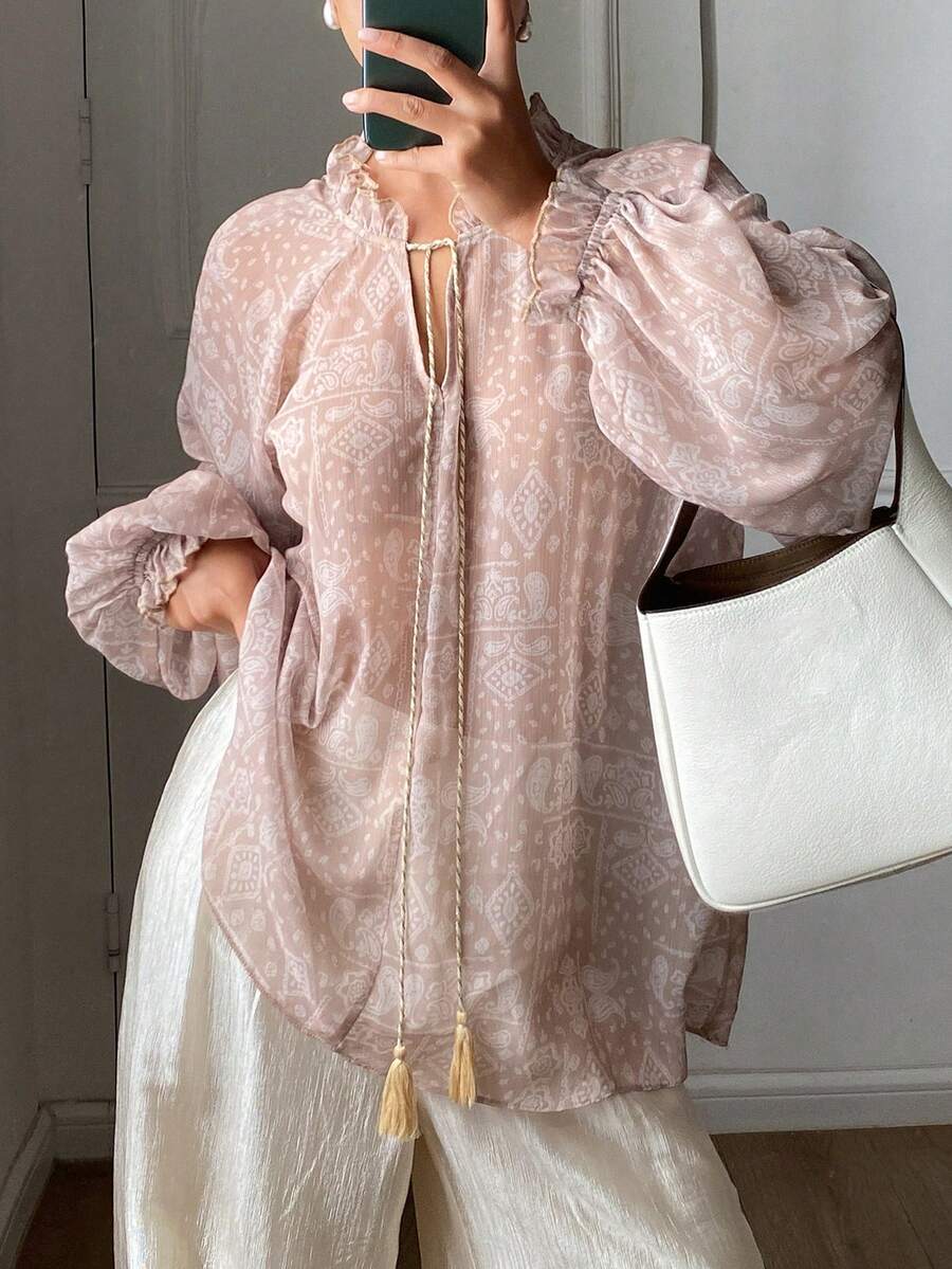 DAZY 女士印花宽松灯笼袖流苏系带优雅度假衬衫，春秋季 - 卡其色 - 查看 1