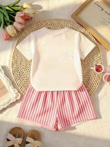 2件套，适合4-7岁女童，可爱草莓字母印花圆领短袖上衣+粉白条纹短裤，轻薄面料，可爱休闲短袖短裤套装，夏季服装 - 彩色 - 查看 2