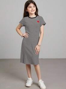 SHEIN Vacaura 少女夏季心形条纹圆领短袖休闲连衣裙