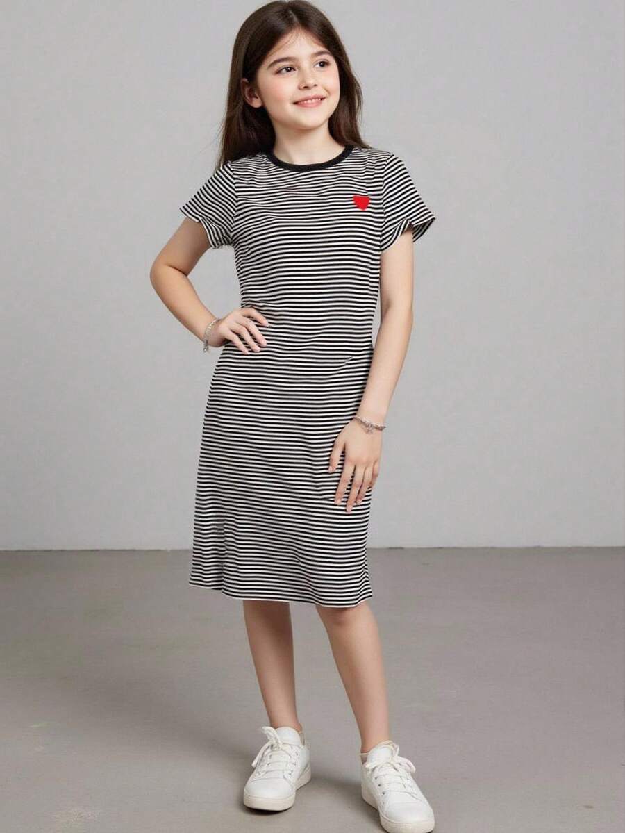 SHEIN Vacaura 少女夏季心形条纹圆领短袖休闲连衣裙
