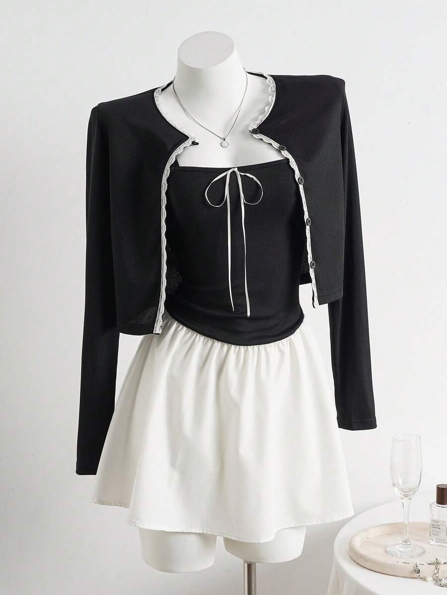 Elamini 四季皆宜的圆领蝴蝶结针织拼接撞色修身短裙 + 黑色针织白色蕾丝边撞色长袖开衫 女士两件套 - 黑色 - 查看 1