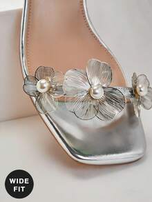 SHUZIA 女士宽楦花朵装饰细高跟日常派对性感沙滩优雅金属PU金色高跟凉鞋 - 銀色 - 查看 4