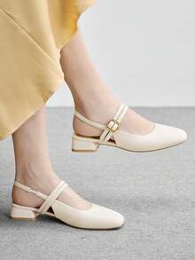 CUCCOO BIZCHIC 女士经典黑色平底休闲通勤鞋，圣诞节必备 - 糯米白色 - 查看 3