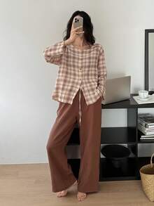 DAZY 格子宽松上衣和纯色睡裤女士睡衣套装 - 卡其色 - 查看 7