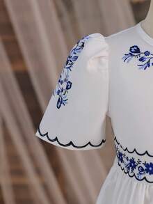 SHEIN Young Girls' White Print Waist Cinched Dress, Cute Puff Sleeves, Suitable For Party, Holiday, Daily, Vacation, Casual & Versatile - White - View 5