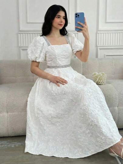 SHEIN 少女水钻链条连衣裙，春夏度假风，金色蕾丝边，宽松V领撞色连衣裙，白色中东阿拉伯长袍，国庆节长裙