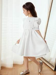 夏季新款女童连衣裙，圆领法式泡泡袖，后腰拉链，A字裙摆，缎面纯色公主裙，适合花童、表演、派对等场合。 - 白色 - 查看 6