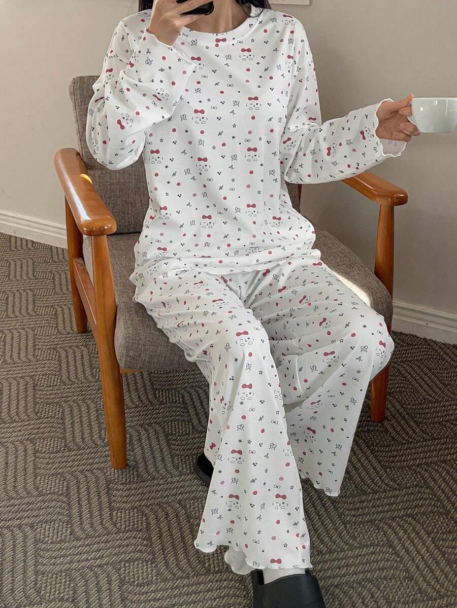 DAZY Cute Cartoon Ditsy Floral Loose Women Pajama Set With Ruffle Hem - White - View 1