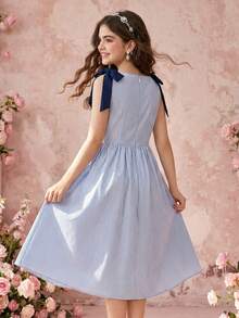 少女休闲优雅可爱时尚度假风条纹连衣裙，适合外出、度假，蝴蝶结装饰，可爱女孩连衣裙 - 彩色 - 查看 2