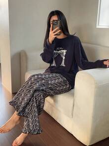 DAZY Allover Print Pattern Loose Top & Ruffle Hem Allover Print Pajama Pants Women Sleepwear Set - Navy Blue - View 4